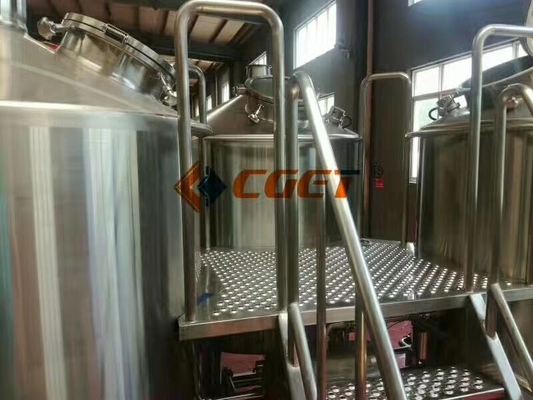 220V / cerveza del equipo del Microbrewery 380V que hace planta los sistemas de llavero de Brewpub