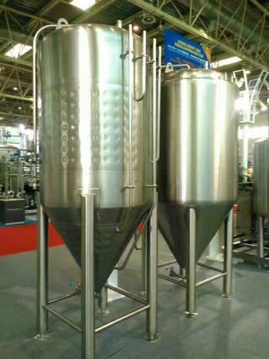 equipo de la elaboración de la cerveza del gran escala 2000L 304 bombas sanitarias con controles de VFD