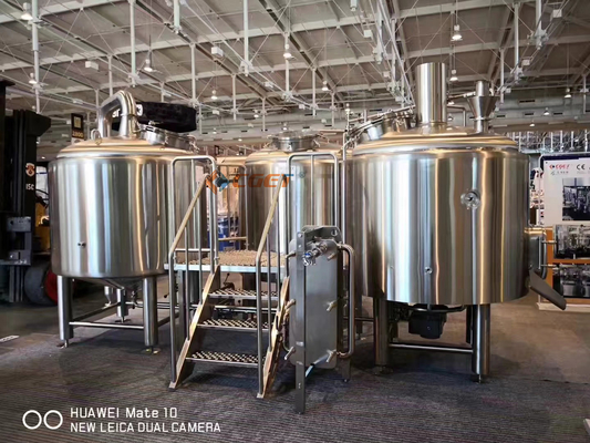 depósitos de fermentación trifásicos de la cervecería del equipo de la elaboración de la cerveza del gran escala 380V