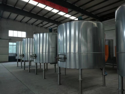 Cerveza industrial del gran escala que elabora voltaje ajustable del equipo 3000l 5000l