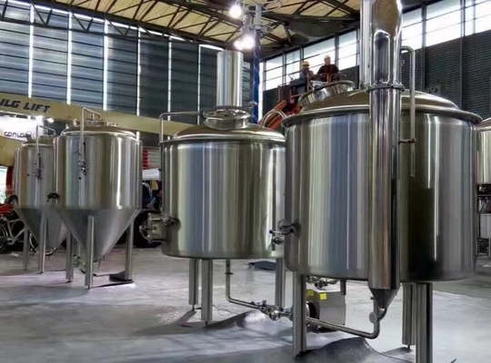 Cervecería anti del brewpub de la corrosión del Microbrewery SU304 del equipo del control de llavero de cobre del PLC