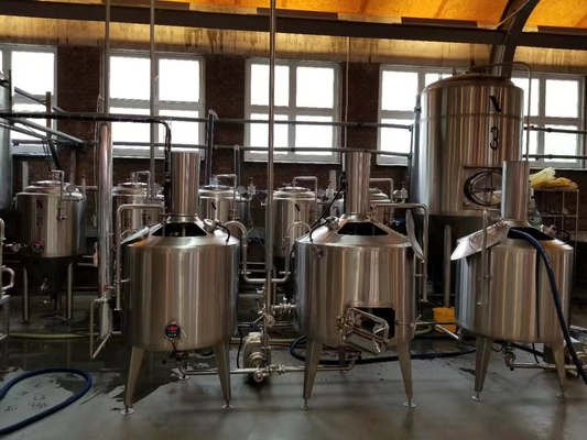 Sistemas comerciales 10Hl - de la elaboración de la cerveza del equipo de la elaboración de la cerveza de la pequeña escala cervecería 30Hl