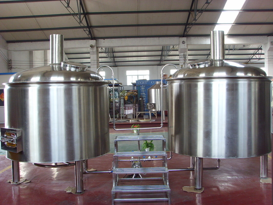 Sistemas 300L 400L de la elaboración de la cerveza del equipo del Microbrewery de la cebada de la malta del trigo pequeños