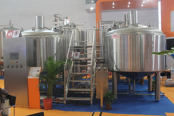 Cerveza del carcelero del acero inoxidable 316 que elabora la mano del sistema o el control automático