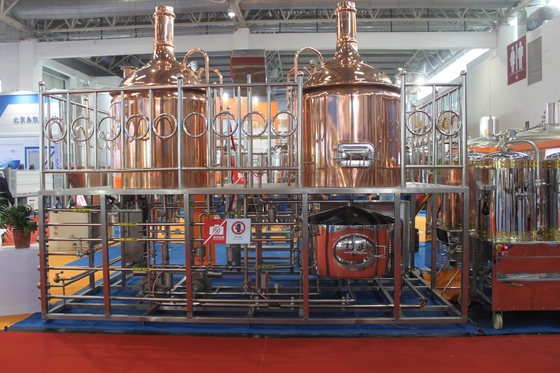 Pequeño equipo de la fábrica de la cerveza del arte de cobre, mini cerveza 100L que hace el sistema