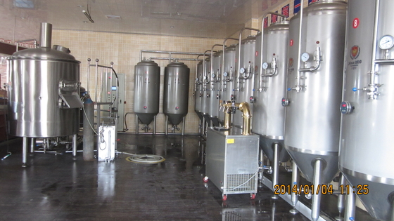 Sistemas industriales de la elaboración de la cerveza del acero inoxidable de la máquina del Microbrewery de la categoría alimenticia