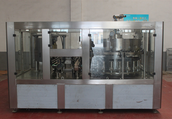Cadena de producción comercial de la cervecería de 12 onzas máquina de embotellado 6000BPH - 8000BPH