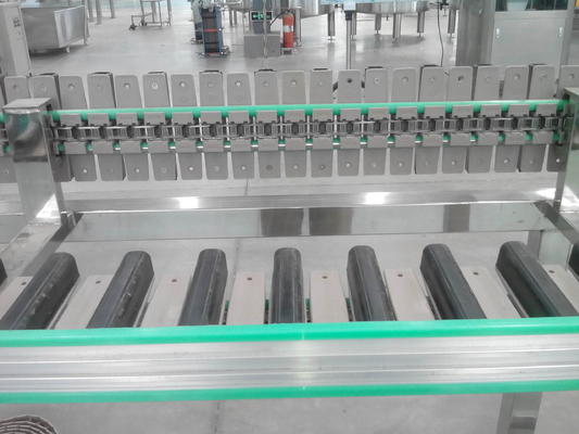 Máquina que capsula de relleno que se lava embotelladoa automatizada 6000 BPH del equipo de la bebida