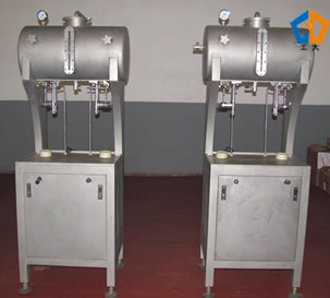 Máquina de rellenar isobárica de la botella eléctrica neumática automática con dos bocas