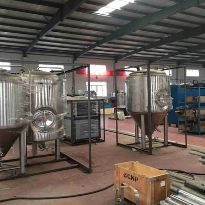 El PLC controla la cerveza profesional del equipo que elabora 1000L a casa que elabora el sistema