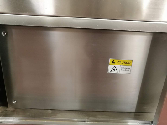 El capsular de relleno del fregado de las botellas de vidrio de la máquina de rellenar de 500 BPH Monoblock