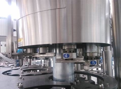 Equipo embotellador 3 de la cerveza automática grande de la capacidad en 1 5000 Bph - 6000 Bph