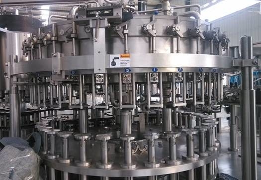 Equipo embotellador 3 de la cerveza automática grande de la capacidad en 1 5000 Bph - 6000 Bph