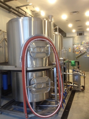 material comercial del equipo SS304 del Microbrewery de la cervecería de 10bbl 15bbl 20bbl para la producción de la cerveza