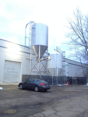 material comercial del equipo SS304 del Microbrewery de la cervecería de 10bbl 15bbl 20bbl para la producción de la cerveza