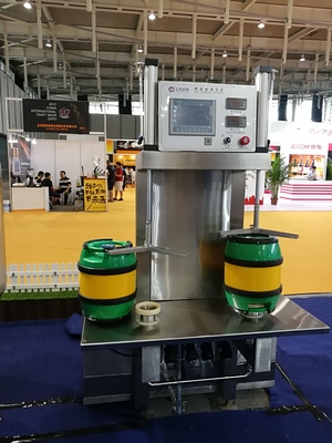 Pantalla táctil automática de las cabezas de la lavadora dos del barrilete de cerveza del Sus 304 2L - 60L