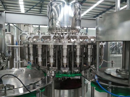Equipo embotellador de la bebida de AC220V/de AC380V para la botella redonda del tapón de tuerca