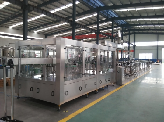 Máquina que capsula de relleno que se lava embotelladoa automatizada 6000 BPH del equipo de la bebida