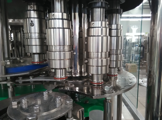 Máquina que capsula de relleno que se lava embotelladoa automatizada 6000 BPH del equipo de la bebida