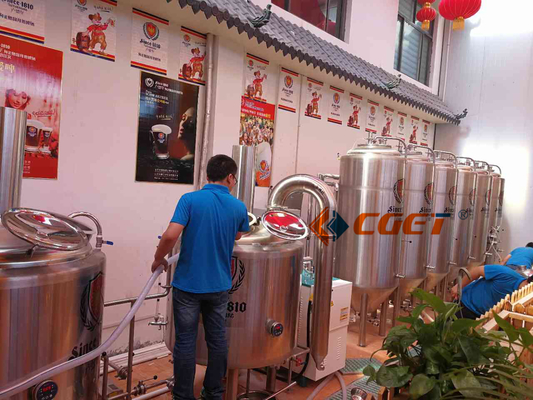Cerveza del arte del SUS 304 que elabora el equipo 500L que elabora el sistema con el CE del ISO certificado para Rusina